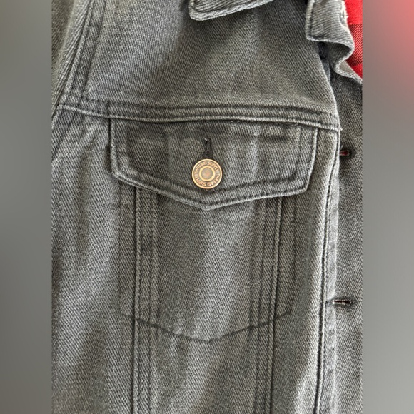 Thread & Supply Black Jean Jacket w/ Black Red Plaid Flannel Inner Lining Size S - Picture 9 of 15
